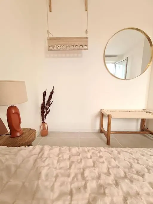 Charmant T2 Avec Balcon - Chaves Marsilya Fransa