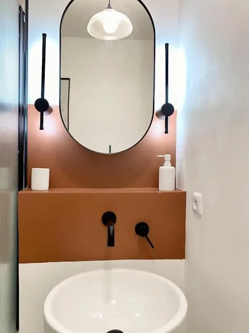 Daire Charmant T2 Avec Balcon - Chaves Marsilya